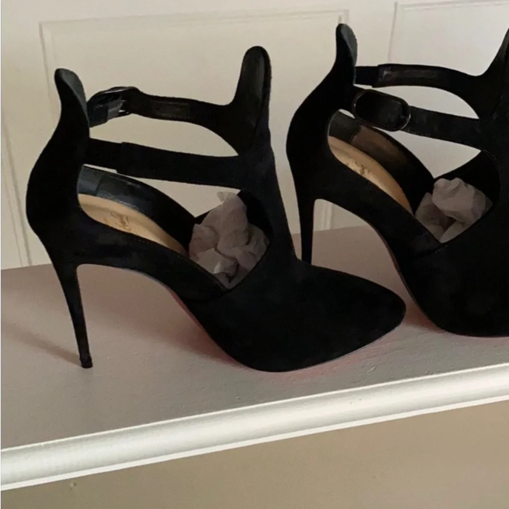 Christian lubuotain heels FINAL OFFER - Picture 12 of 15